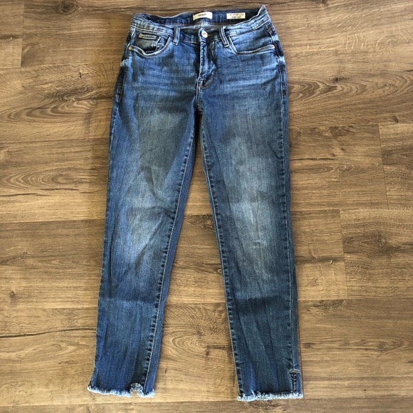 Kensie Denim - Kensie “The Effortless” skinny crop jeans size 2/26